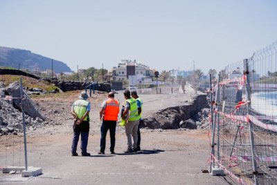 Comienzan los trabajos de adecuación del tramo de la avenida marítima de Valle Gran Rey afectado por la borrasca Therese
