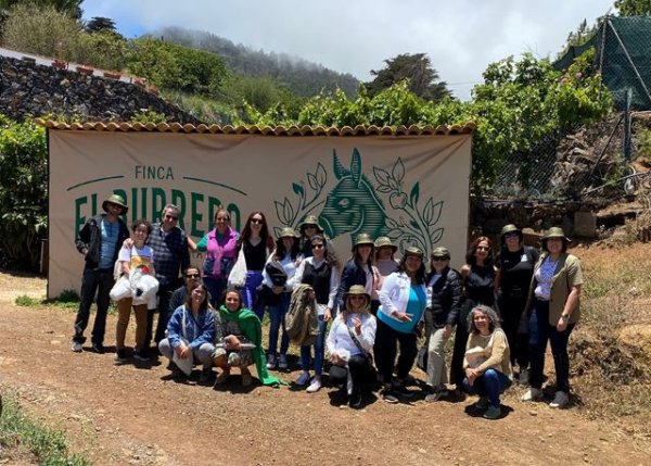 ‘La Vuelta a la España Rural’ recorre más de 10.000 km difundiendo oportunidades para las mujeres del sector agroalimentario