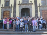 El alcalde de Gu&iacute;a, Alfredo Gon&ccedil;alves Ferreira, da la bienvenida a las 100 personas que integran los cinco nuevos PFAEs
