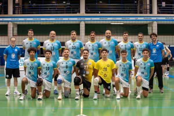 Voleibol Masculino: El CV Gupane al asalto de la segunda plaza del CV Elche