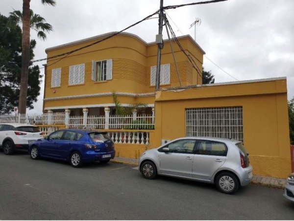 El Cabildo mejora la sostenibilidad del Hogar Maternal de Tafira con instalaciones fotovoltaicas y térmicas