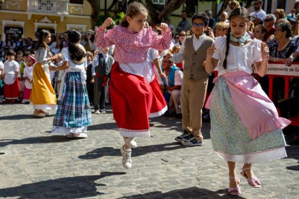 La Romería Infantil llena de tradición las calles del casco histórico