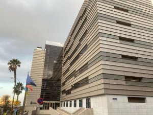 El seguimiento de la huelga de médicos y facultativos en el turno de mañana ha sido del cinco por ciento