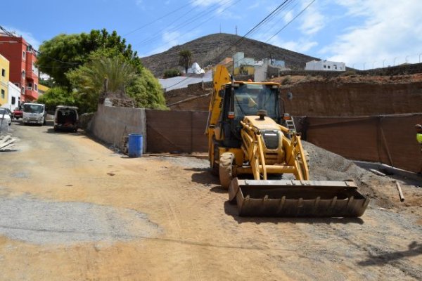 Gáldar: El Ayuntamiento informa de la mejora de la calle Tomás Báez, en La Montaña