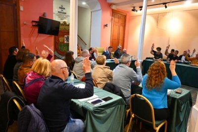 G&aacute;ldar otorga Honores y Distinciones a 4 entidades y 16 mujeres y hombres ejemplares