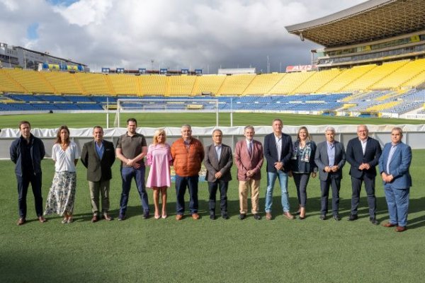 El Cabildo de Gran Canaria recibe la visita de la Comisión de Evaluación de Sedes para la Copa del Mundo 2030