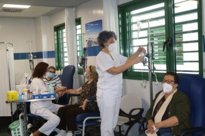 El Hospital de Día del Molina Orosa aumentó un 10% su actividad en 2021 con más de 6.000 tratamientos aplicados