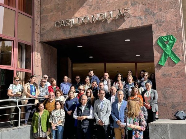 El Cabildo de La Gomera se une a la conmemoración del Día Mundial contra el Cáncer