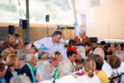 Villa de Moya: Se celebró la merienda dedicada a las personas mayores