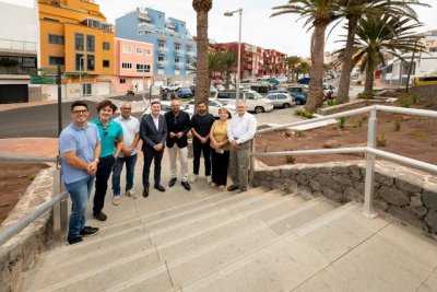 G&aacute;ldar: El consejero de Turismo visita la renovaci&oacute;n de la Avenida Alcalde Antonio Rosas y se compromete a cofinanciar el alumbrado