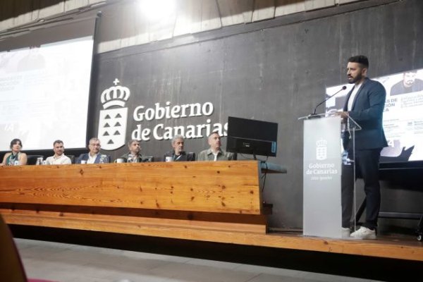 Jonathan Dom&iacute;nguez destaca el papel de la sociedad para asegurar la libertad de expresi&oacute;n y la democracia