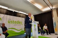 Nicol&aacute;s Ojeda present&oacute; la candidatura de NC al Ayuntamiento de la Villa de Moya