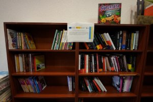 La Biblioteca de Valleseco aumenta la dotación de libros a través de fondos europeos