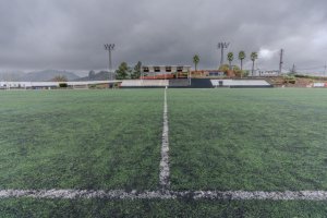 Abierto el periodo de licitación para renovar el césped artificial del campo de fútbol de La Laguna