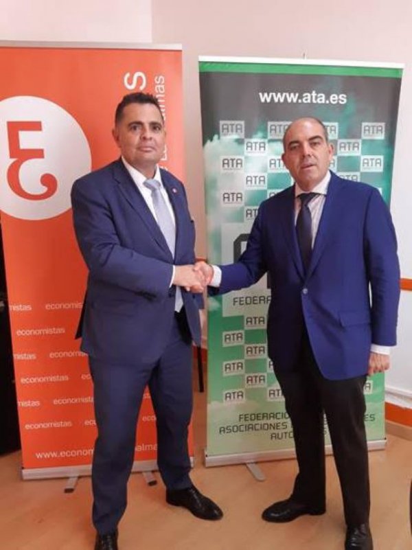 Economistas de Las Palmas y Trabajadores Aut&oacute;nomos impulsan la digitalizaci&oacute;n de pymes a trav&eacute;s del programa Kit Digital