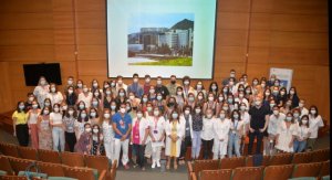 El Complejo Hospitalario Universitario Insular-Materno Infantil da la bienvenida a 83 nuevos residentes