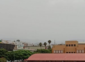 Sanidad recomienda a las personas más sensibles tomar precauciones ante la presencia de calima