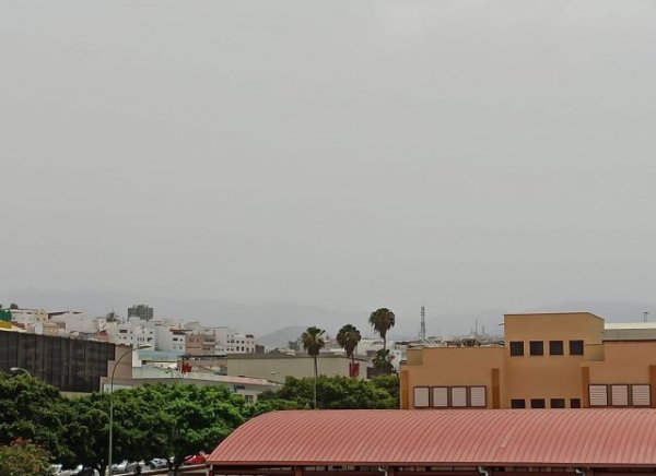 Sanidad recomienda a las personas más sensibles tomar precauciones ante la presencia de calima