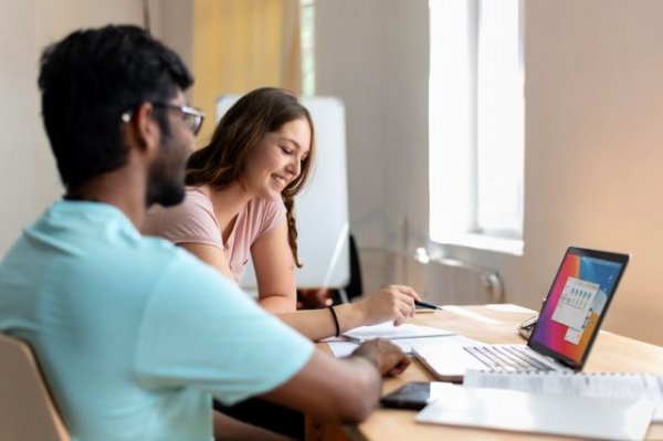 El Gobierno de Canarias inicia el pago de las becas universitarias de 1.774 estudiantes