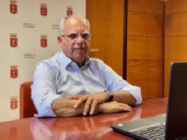 Artículo de opinión: &#039;El momento de Canarias&#039;, por Casimiro Curbelo