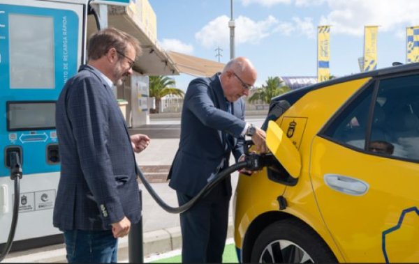 Gran Canaria cuenta con uno de los primeros puntos de recarga ultrarrápida para vehículos eléctricos de España