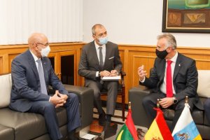 Canarias recibe por primera vez la visita del presidente de Mauritania