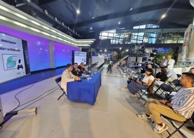 M&aacute;s de la mitad del alumnado canario confiesa que sufre molestias f&iacute;sicas por el uso del m&oacute;vil