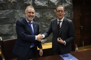 El Gobierno de Canarias y la Fundaci&oacute;n La Caixa suscriben el Convenio Marco en Materia de Obra Social 2022
