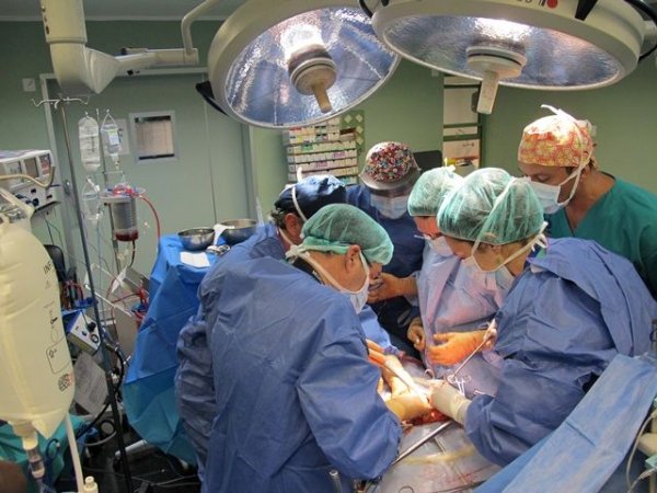 El Hospital Doctor Negr&iacute;n realiza cinco trasplantes y una donaci&oacute;n multiorg&aacute;nica en menos de cuatro d&iacute;as