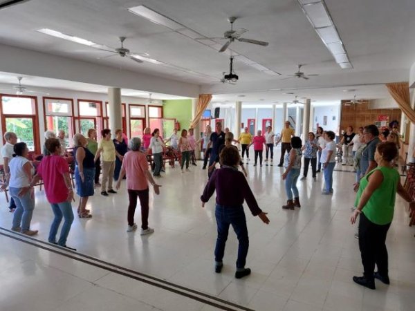 Profesionales de Atención Primaria participan en el VIII Encuentro de Personas Cuidadoras de Gran Canaria