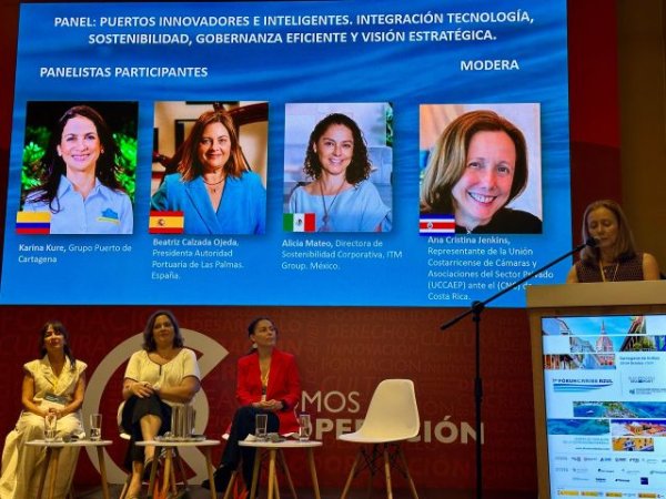 La Autoridad Portuaria de Las Palmas presenta su modelo de ‘Puertos Inteligentes’ en el Primer Fórum Azul de Cartagena de Indias