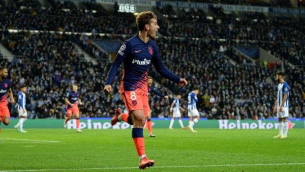 El Atlético se planta en octavos de Champions apelando a la épica
