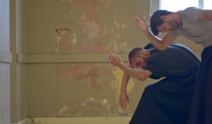 Estreno de ‘Dominion-Open Studio’, el trabajo en residencia de la compaña Iseli&amp;Chioli con el bailarín Daniel Moral