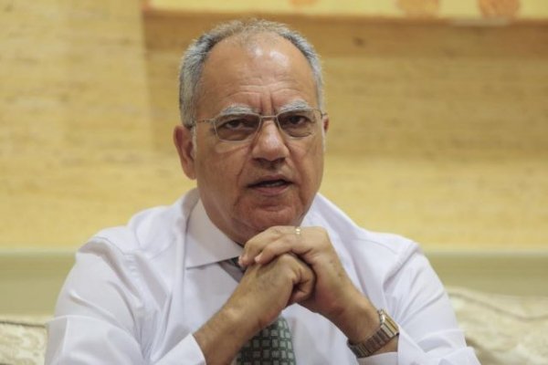 Artículo de opinión &#039;Enfrentándonos a un monstruo&#039; por Casimiro Curbelo