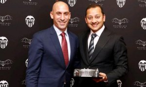 Rubiales admite que subsiste el conflicto con el Valencia por la Supercopa