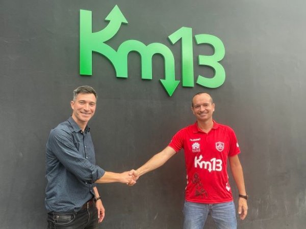 Estaciones de Servicio Km13 seguir&aacute; apoyando al Balonmano G&aacute;ldar