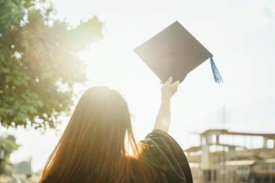 El Gobierno de Canarias notifica la primera resoluci&oacute;n definitiva de las becas universitarias 2025/2026