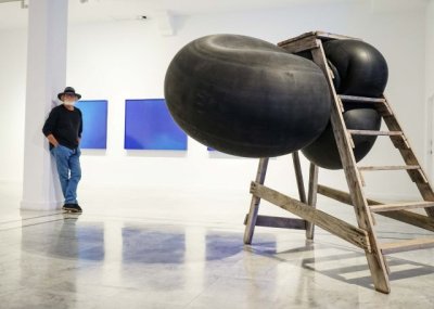 La Regenta exhibe el abrazo entre el azar y el mundo en una retrospectiva dedicada a Klaus Berends