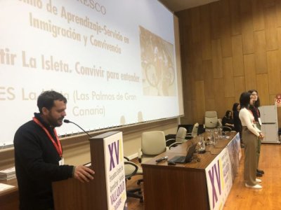 El IES La Isleta galardonado a nivel nacional por favorecer la convivencia entre su alumnado y j&oacute;venes migrantes