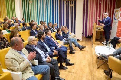 Rodr&iacute;guez apela a una defensa activa del REF para garantizar su viabilidad en un contexto global desfavorable