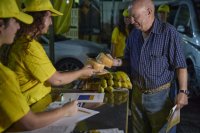 Gobierno y Asprocan promocionan en Mercamadrid el pl&aacute;tano y el queso con la campa&ntilde;a &lsquo;Ll&eacute;vate el sabor de Canarias&rsquo;