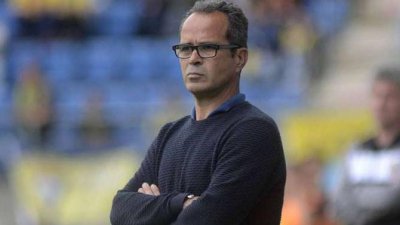 Cervera: He tenido "momentos duros" y de "fricci&oacute;n" con Manuel Vizca&iacute;no