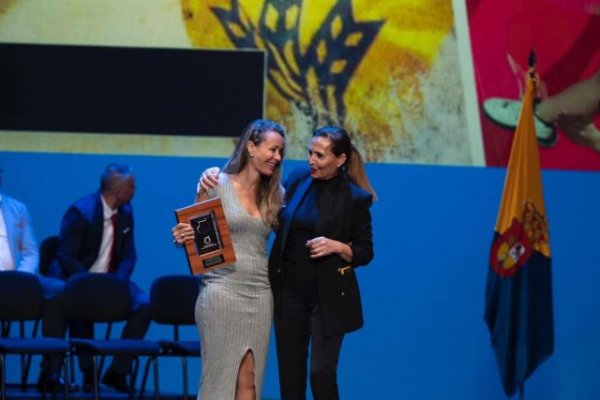 La agaetense Elena Álamo González, reconocida como deportista destacada en la Gala Isla Europea del Deporte