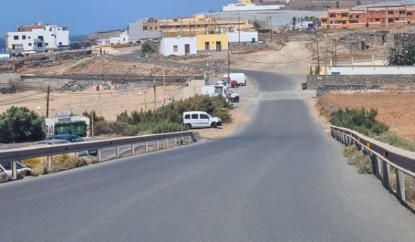 Gáldar: Carretera de Bocabarranco a la Crtra.de Sardina-Gáldar en mal estado llena de socavones