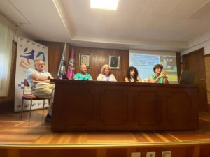 Más de 50 profesionales asisten a la presentación del nuevo Experto Universitario en Enfermería de Quirófano