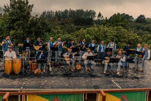Valleseco celebra con &eacute;xito la XIX edici&oacute;n del Canto a la Laurisilva con la participaci&oacute;n de unas 4.000 personas