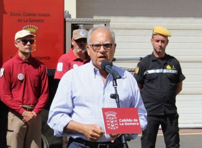 La Gomera: Curbelo: &ldquo;El restablecimiento de la l&iacute;nea mar&iacute;tima interior refrenda la apuesta por la conectividad&rdquo;