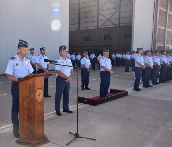 Conmemoración del 30 aniversario de la concesión de la Medalla Aérea al 802 Escuadrón del S.A.R.