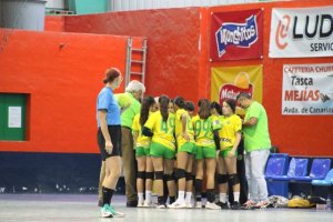 Balonmano femenino: Última jornada de la primera vuelta del cadete GaBaFe Gáldar