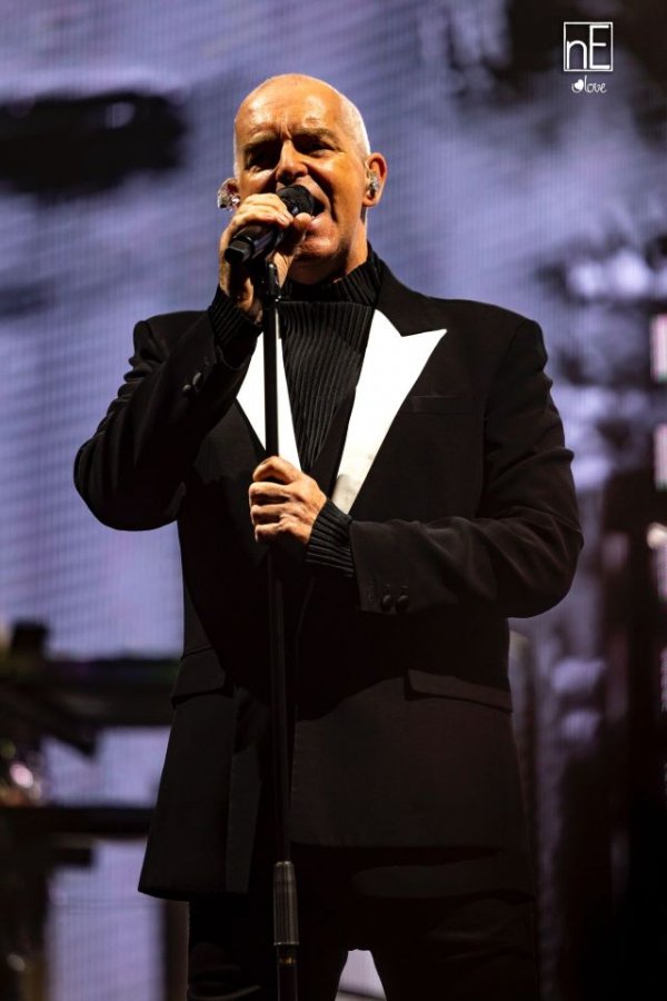 Pet Shop Boys brilla y conquista al público en su concierto en Gran Canaria